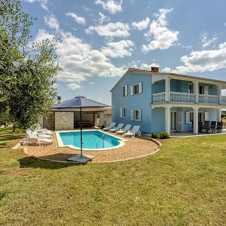 Martina With Private Pool Вилла Kastel