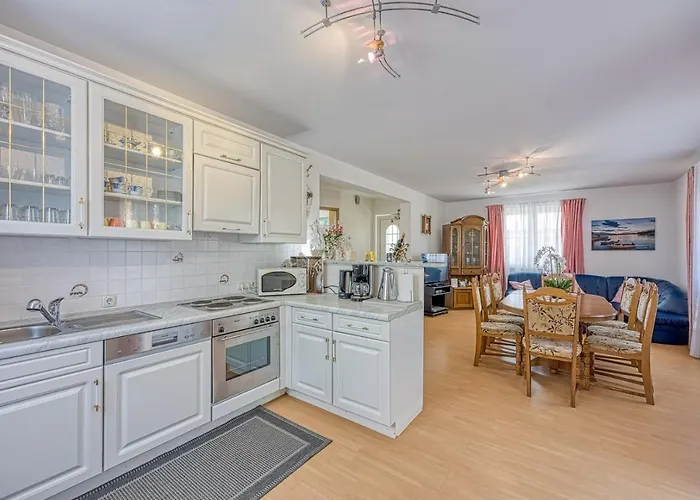 Martina With Private Pool Kastel