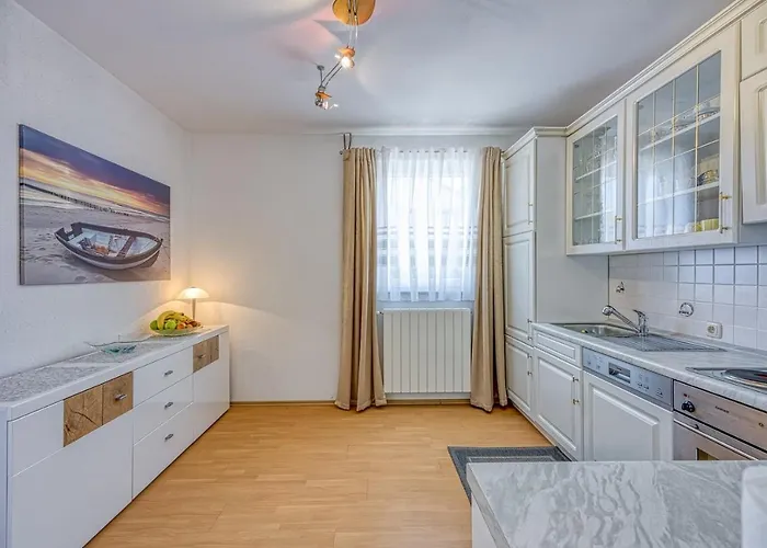 Villa Martina With Private Pool *